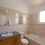 فيلة Eos, Modern 3bdr With Pool, Short Walk *