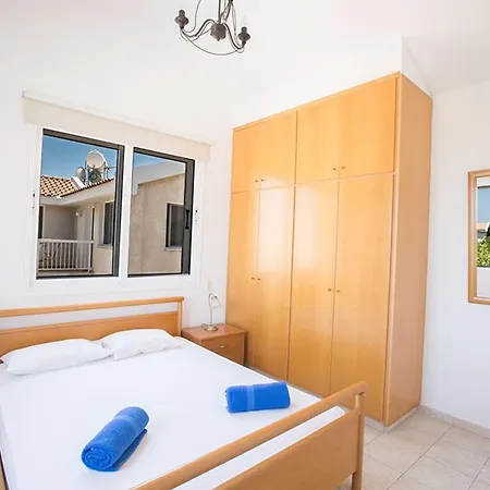 Eos, Modern 3bdr With Pool, Short Walk Villa *