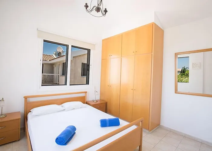 Eos, Modern 3bdr With Pool, Short Walk Βίλα *