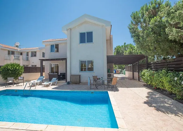 Eos, Modern 3bdr With Pool, Short Walk Πρωταράς