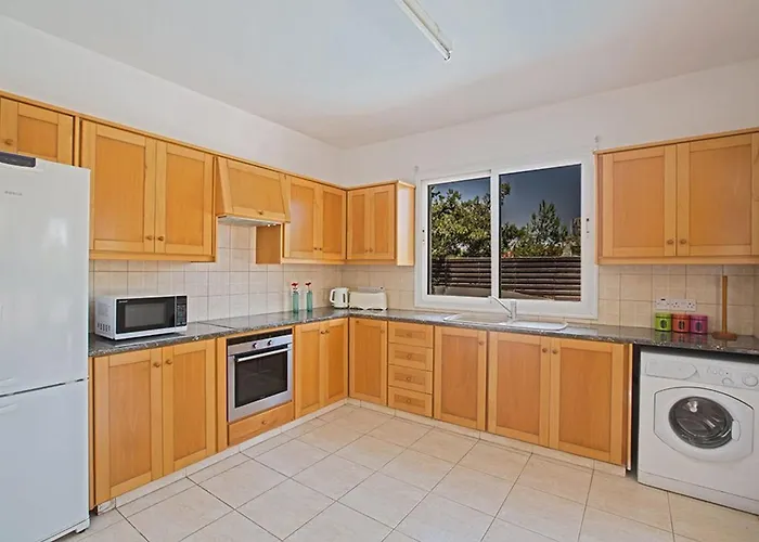 Eos, Modern 3bdr With Pool, Short Walk * Πρωταράς